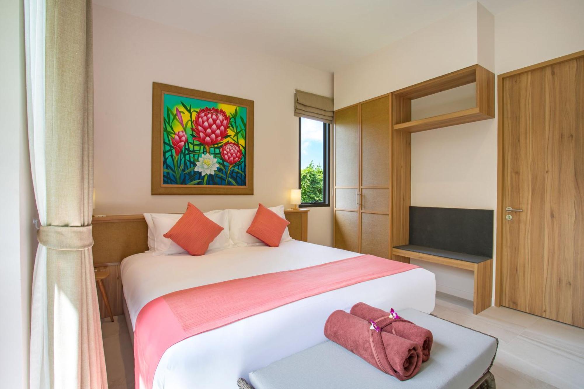 Luxury 2br Dalaa 3, Private Eco Pool, Gated Residence, *