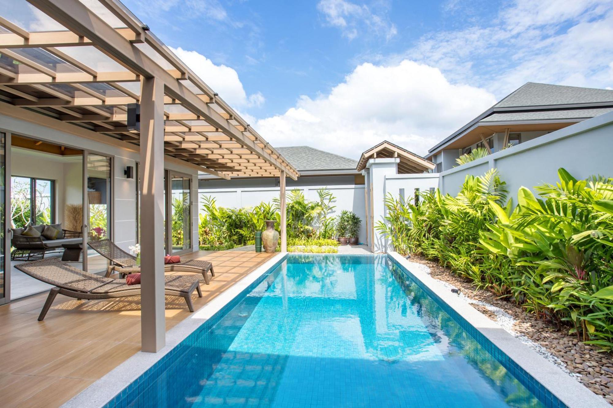 Luxury 2br Dalaa 3, Private Eco Pool, Gated Residence,