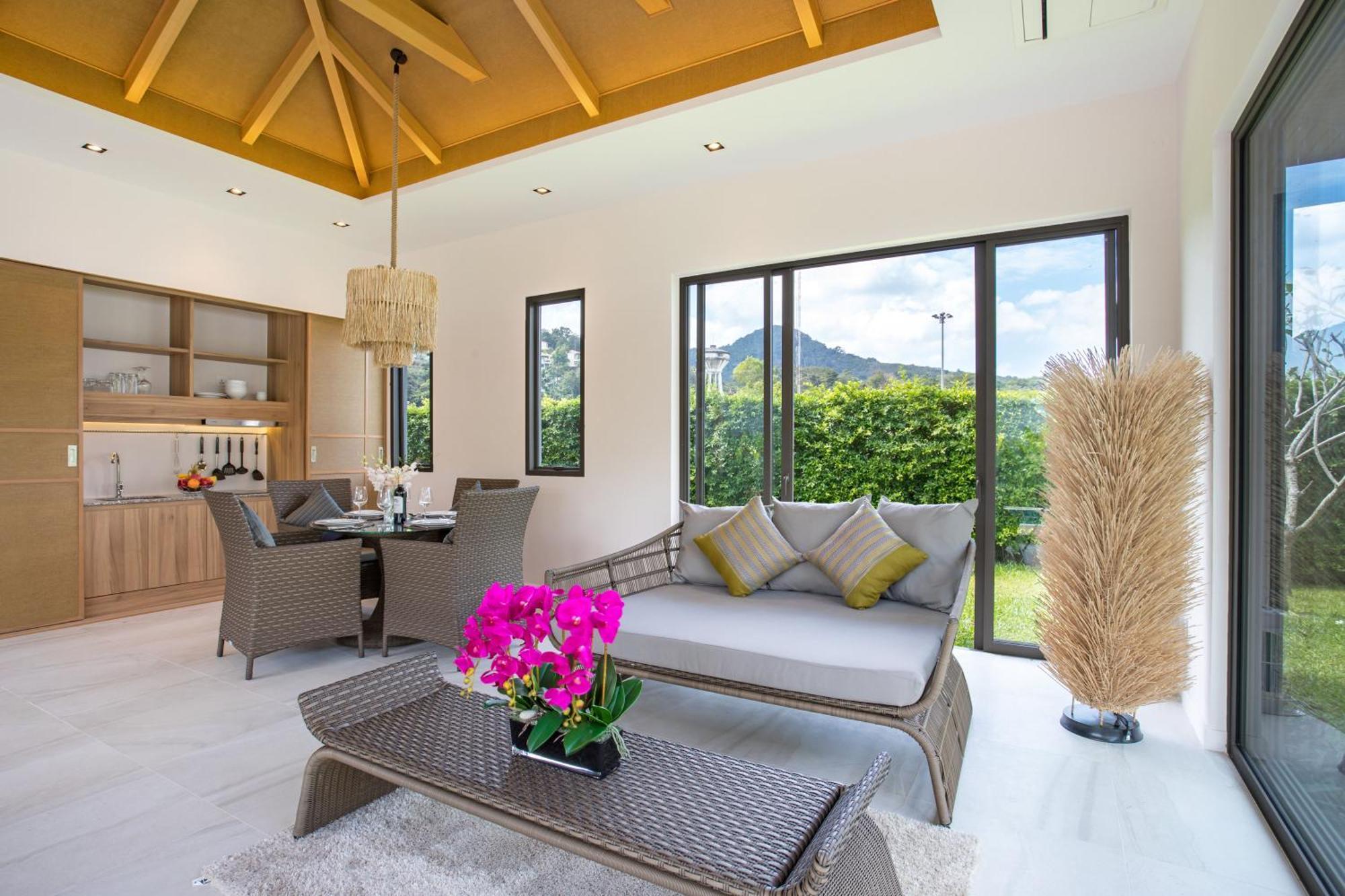 Villa Luxury 2br Dalaa 3, Private Eco Pool, Gated Residence, *